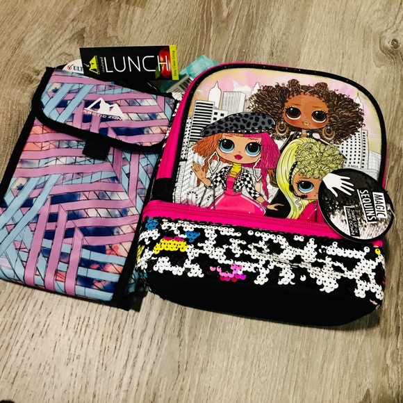 LOL Surprise Dual Lunch Bag w/ purple lunch sack - Picture 1 of 6